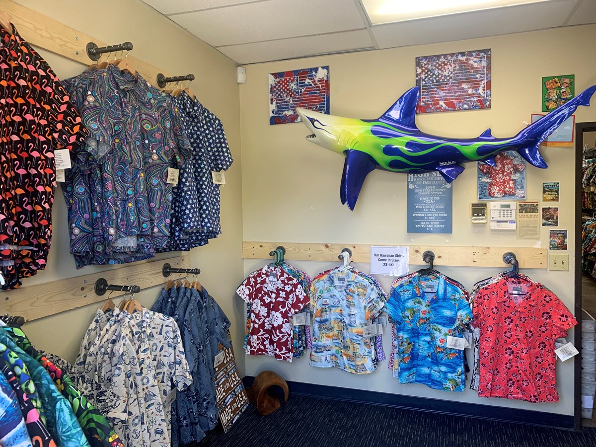 Largest retailer of Hawaiian Shirts and Dresses